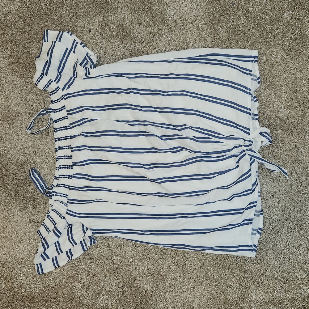 Abercrombie Kids Girls off shoulder top